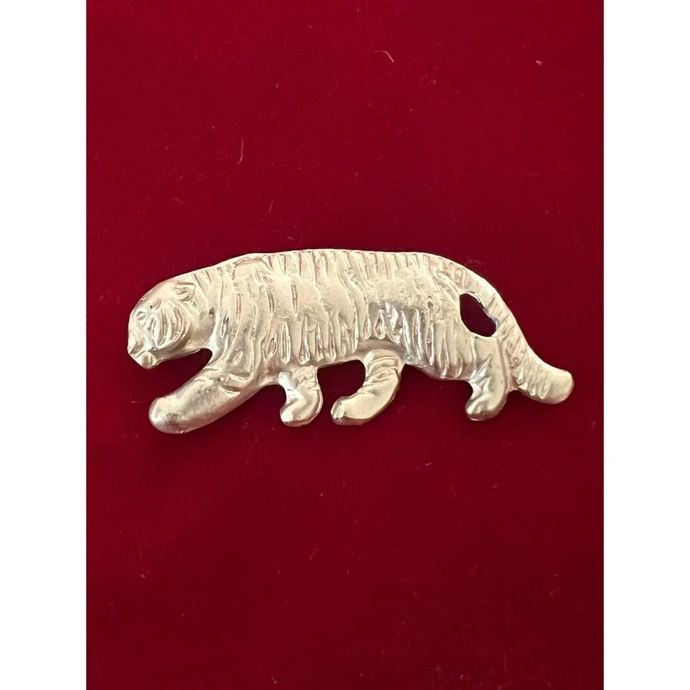 Vintage Gold Tone Metal Leaping Tiger Big Cat Brooch Pin